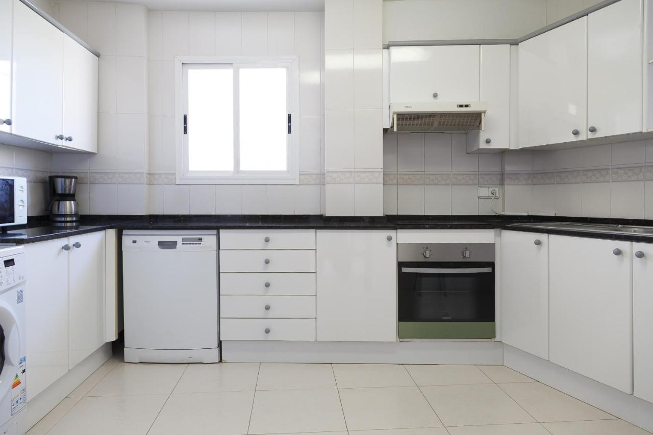 Uhc Barcino Apartments 萨洛 外观 照片