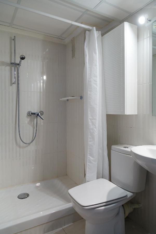 Uhc Barcino Apartments 萨洛 外观 照片